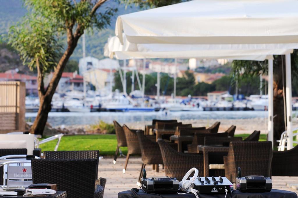 Sporting Hotel Stella Maris Bosa Marina Exterior foto